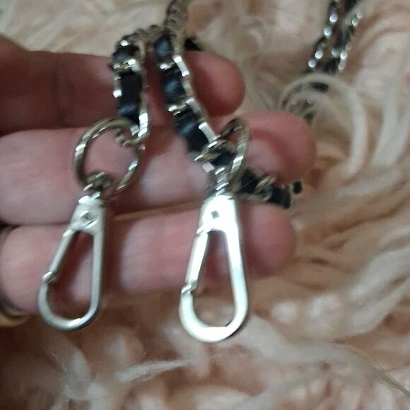 Silver & Black Adjustable Purse / Wallet Chain Strap - Picture 3 of 3